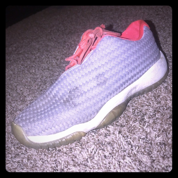 Jordan Feature - Picture 1 of 1